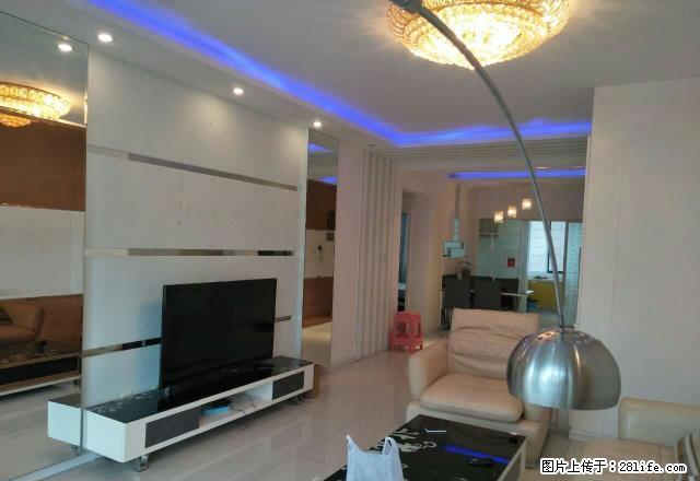 联邦大厦附近 凤凰新城 精装俩居室 房东自住房 随时看房 - 房屋出租 - 房屋租售 - 鄂尔多斯分类信息 - 鄂尔多斯28生活网 erds.28life.com